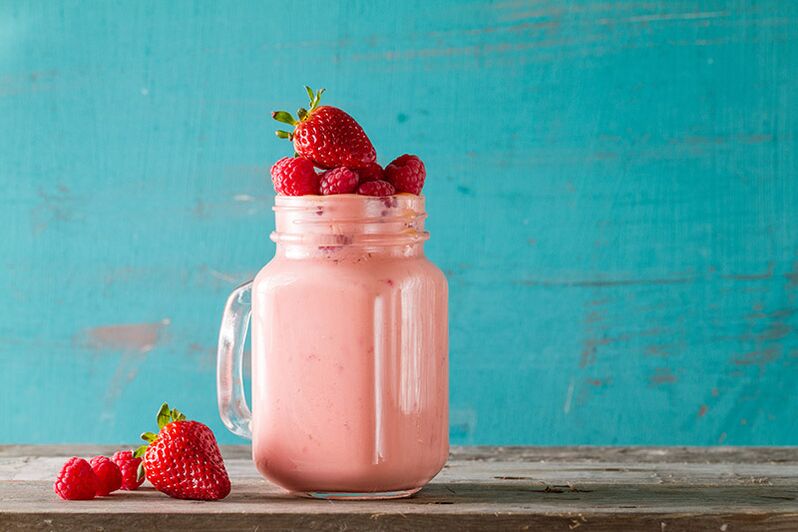 Sağlıklı bir diyette yoğurt bazlı smoothie'ler