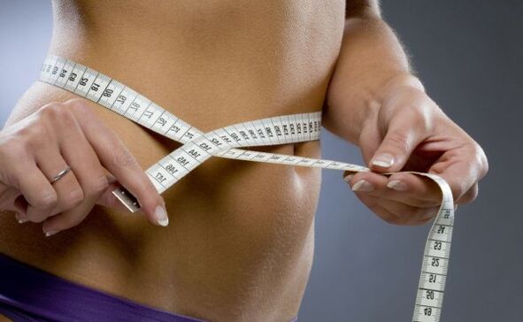 Diyetler ve egzersizler sayesinde haftada 7 kilo vererek zarif formlara ulaşabilirsiniz. 